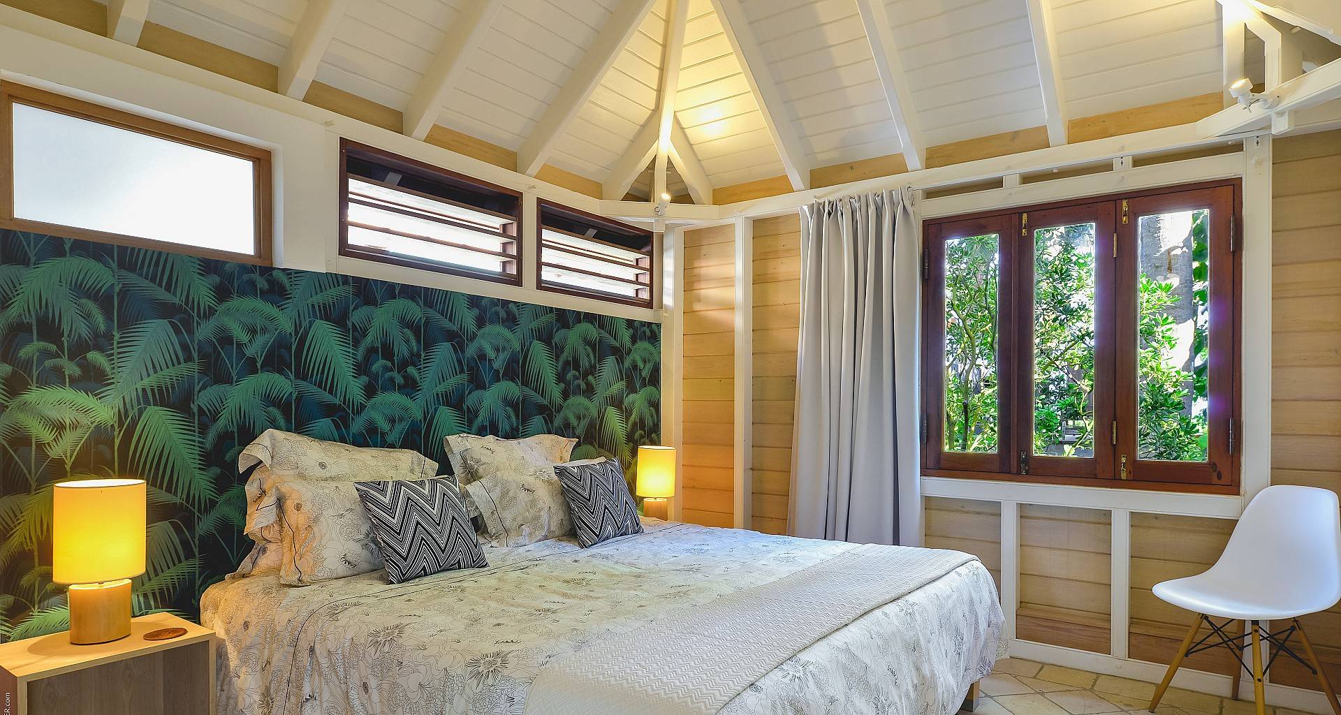 Villa Palm House Bedroom 1