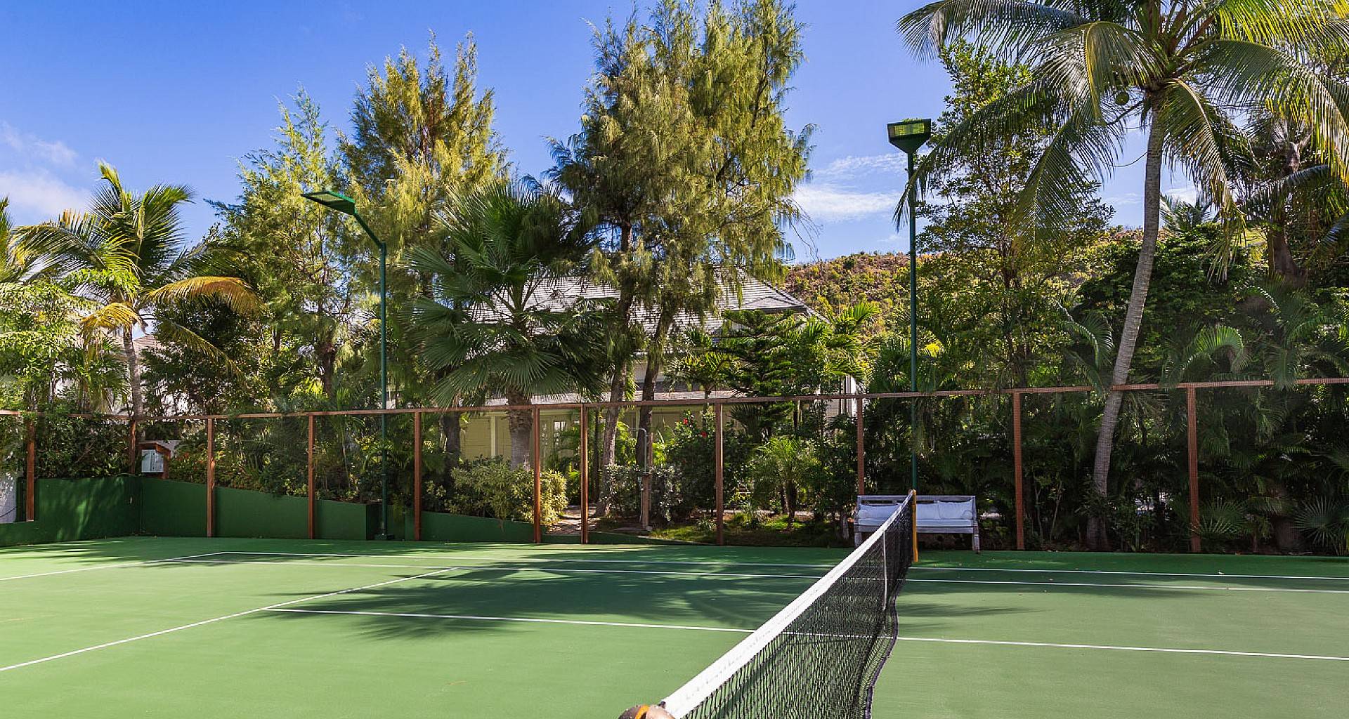 Villa Ela Tennis Court